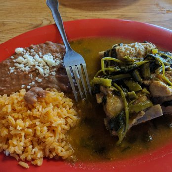 El Rinconcito - Pork ribs with nopales( cactus) in salsa verde - Mexican Near Me - Round Rock, Texas El Rinconcito - Pork ribs with nopales( cactus) in salsa verde - Mexican Near Me - Round Rock, Texas