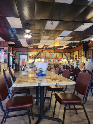 Filipiniana Restaurant by null