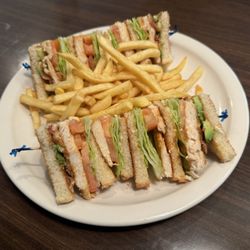 Huffman Cafe - Chicken Bacon Avocado Club