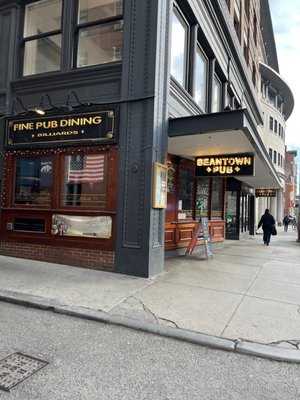 Beantown Pub by null