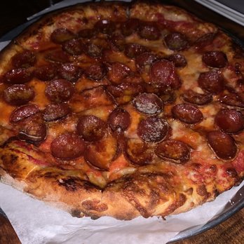 Bar Poet - Hot Rod pizza - Pizza Near Me - Toronto, Ontario