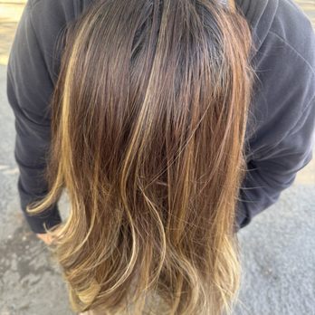 Desert Rose Salon - Hair Salons Near Me - Upland, California