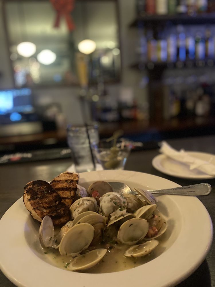 MERCHANTS WOOD FIRED PIZZA & BISTRO Updated October 2024 175 Photos