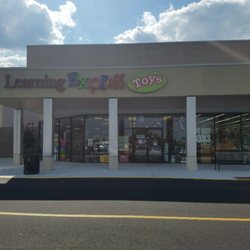 Learning Express Toys - Store outside
