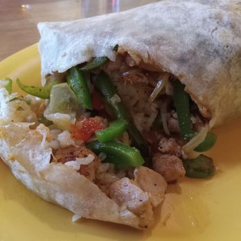 Panchos Mexican Restuarant - Fiesta Chicken Burrito was mostly rice, disappointing. - Mexican Near Me - Hesperia, California