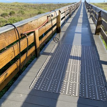 Tidewater Condo - Orange Beach - Spray the sand off your feet before going back to your condo. - Condominiums Near Me - Orange Beach, Alabama Tidewater Condo - Orange Beach - Spray the sand off your feet before going back to your condo. - Condominiums Near Me - Orange Beach, Alabama