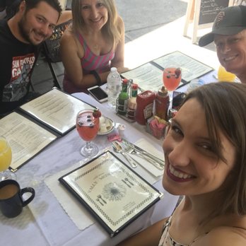 Vally Medlyn's - Diners Near Me - Danville, California Vally Medlyn's - Diners Near Me - Danville, California