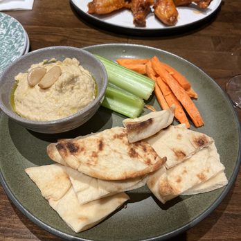 Mullett’s - Hummus plate - Cocktail Bars Near Me - Mt Lebanon, Pennsylvania