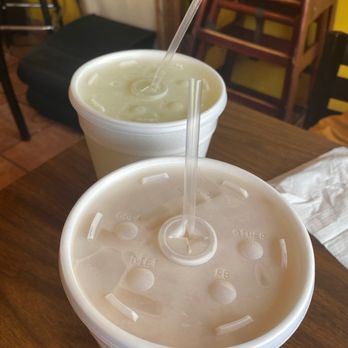 El Gallo Bravo - Agua de limon, Agua de Horchata - Mexican Near Me - Chicago, Illinois
