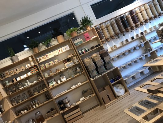 Ethikli Sustainable Market & Vegan, Low-Waste Refillery (CA Certified Green Business) by null