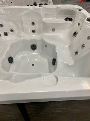 BIG BEAR HOT TUBS - Updated January 2025 - 15 Photos & 19 Reviews - Big