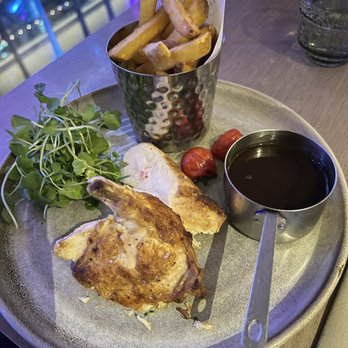 Darwin Brasserie - Grilled Chicken & French Fries - Brasseries Near Me - London, XGL