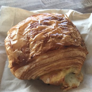 Bree'osh - Montecito - Ham cheese croissant - Coffee & Tea Near Me - Santa Barbara, California