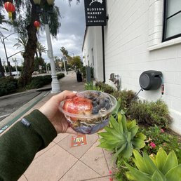 16oz Acai Bowl