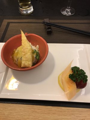 85 Sky Tower by null