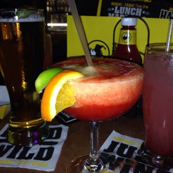 Buffalo Wild Wings - Ice cold Dos XX, twisted margarita, and strawberry lemonade. - Chicken Wings Near Me - Burbank, California