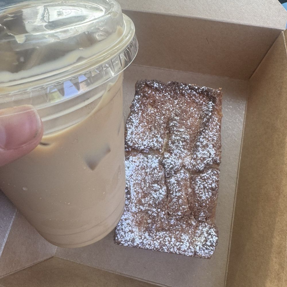 Rival Bros Coffee - Iced orange bergamot latte - Coffee & Tea Near Me - Philadelphia, Pennsylvania Rival Bros Coffee - Iced orange bergamot latte - Coffee & Tea Near Me - Philadelphia, Pennsylvania