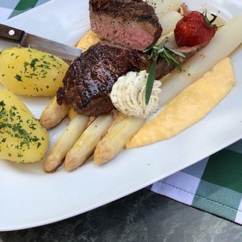 Kirchenwirt - Spargel mit Rumpsteak - Guest Houses Near Me - Schardenberg, 4 Kirchenwirt - Spargel mit Rumpsteak - Guest Houses Near Me - Schardenberg, 4