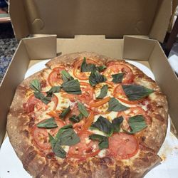 B C Pizza - Pizza margherita
