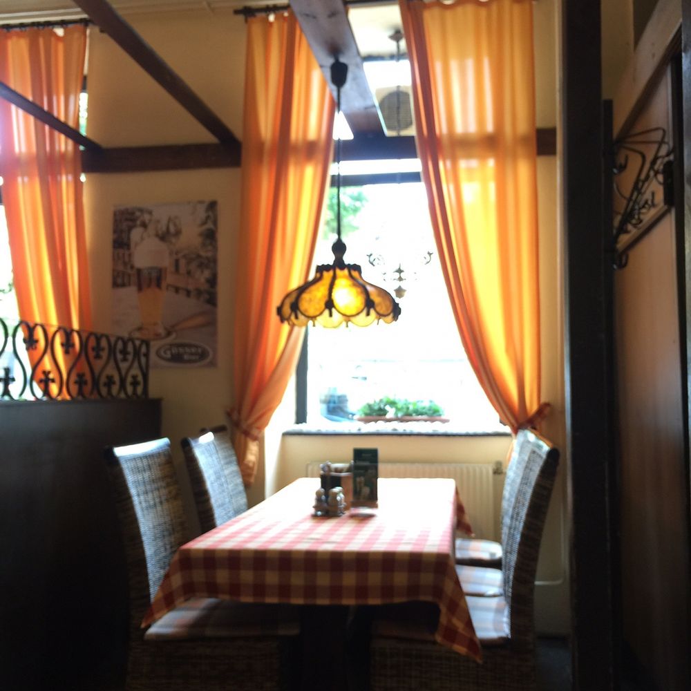 Pulkautaler Weinhaus - Gastropubs Near Me - Vienna, 9 Pulkautaler Weinhaus - Gastropubs Near Me - Vienna, 9