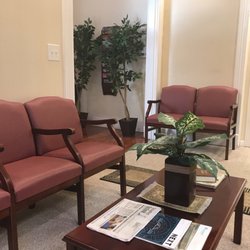 Frankfort Avenue Family Dental - Waiting area