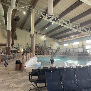 Great Wolf Lodge - Wave pool - Resorts Near Me - Grapevine, Texas Great Wolf Lodge - Wave pool - Resorts Near Me - Grapevine, Texas