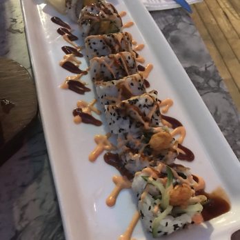 Earls Kitchen + Bar - New American Near Me - Orlando, Florida Earls Kitchen + Bar - New American Near Me - Orlando, Florida