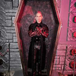 Castle Blood - Dress up when you go!