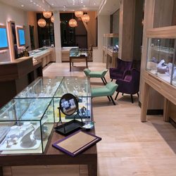 Buchkosky Jewelers - Jewelry, Watch & Eyeglass Repair. Watch Batteries, Broken Chains, Replacement parts, Appraisals- Buchkosky Jewelry is a one stop shop!