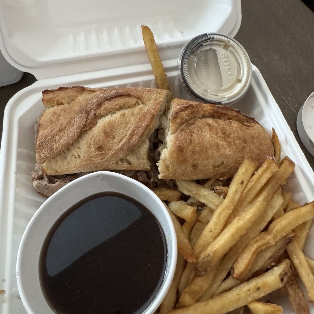 Surve - Prime rib French dip - New American Near Me - Sunbury, Ohio Surve - Prime rib French dip - New American Near Me - Sunbury, Ohio
