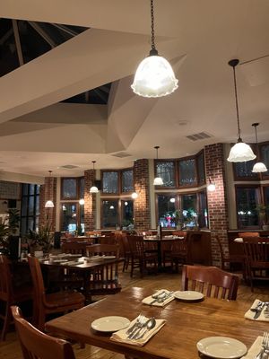 Phoebe's Restaurant & Coffee Lounge by null