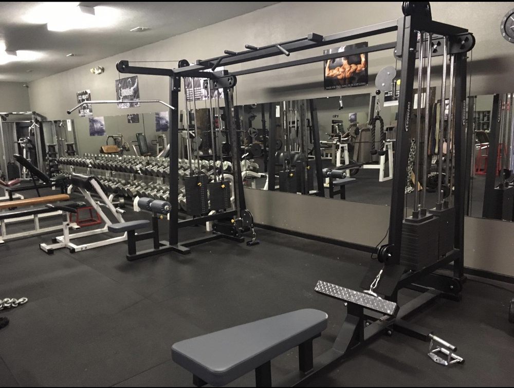 IRON HOUSE GYM Updated October 2024 Request Information 408 S