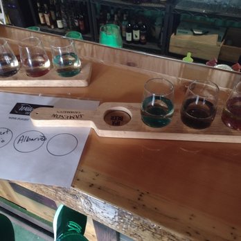 Waterfront Wine Bar - Fun wine flight!! - Wine Bars Near Me - Manitowoc, Wisconsin