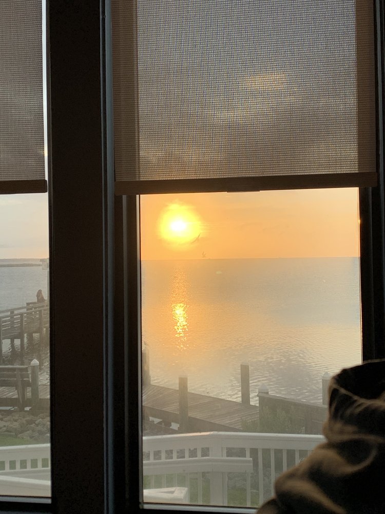 Sugar Creek Soundfront Restaurant