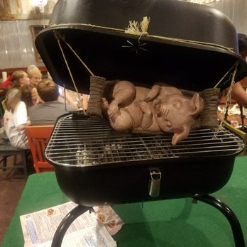 Central BBQ - Barbeque Near Me - Memphis, Tennessee Central BBQ - Barbeque Near Me - Memphis, Tennessee