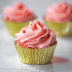 Honey And Ivy Gluten Free - Strawberry Cupcakes
