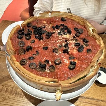 Giordano's - Chicago style - Pizza Near Me - Chicago, Illinois Giordano's - Chicago style - Pizza Near Me - Chicago, Illinois