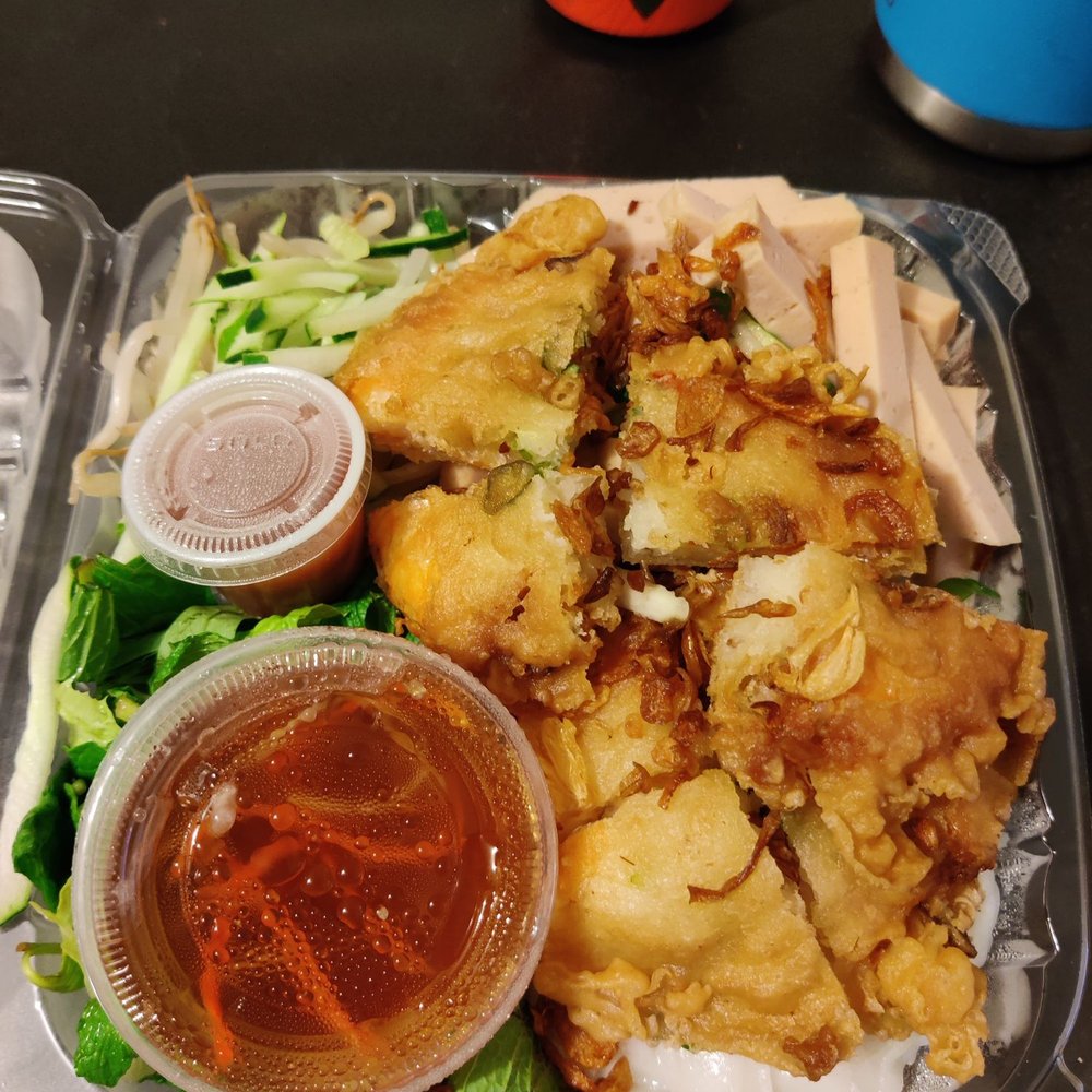 Mong Thu Cafe - banh cuon w pork ham n fried shrimp pancakes ($12) (pretty good) - Vietnamese Near Me - San Francisco, California