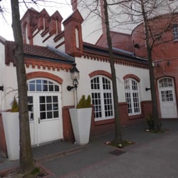 Avenue 95