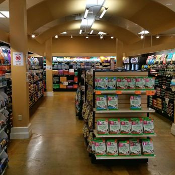 Feeders Supply - Dog and Cat food... odd lighting... - Pet Stores Near Me - Louisville, Kentucky Feeders Supply - Dog and Cat food... odd lighting... - Pet Stores Near Me - Louisville, Kentucky
