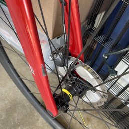 This damage is to a high end bicycle, it will cost hundreds of dollars to fix.  This bike had no scratches before Bellhops!
