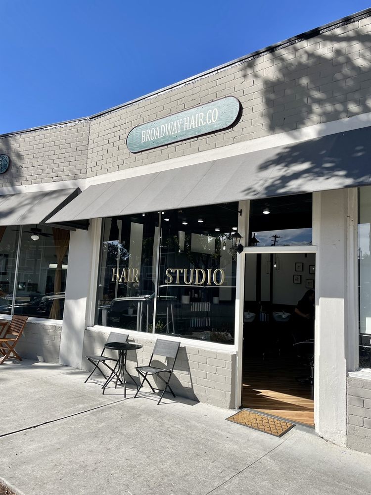 BROADWAY HAIR CO Updated September 2024 31 Photos 230 E Broadway