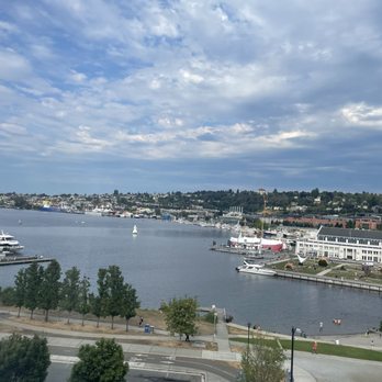 Courtyard by Marriott Seattle Downtown/Lake Union - View from my room!! - Hotels Near Me - Seattle, Washington Courtyard by Marriott Seattle Downtown/Lake Union - View from my room!! - Hotels Near Me - Seattle, Washington