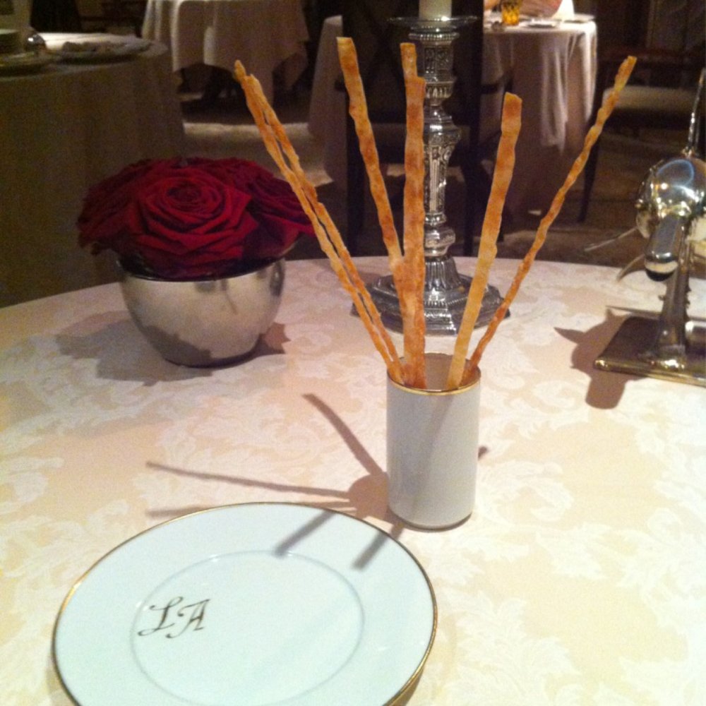 Lorenz Adlon Esszimmer - The lightest cheese sticks - Modern European Near Me - Berlin, BE