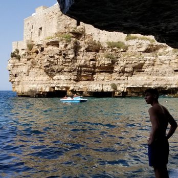 Lama Monachile Cala Porto - Beaches Near Me - Polignano a mare, BA
