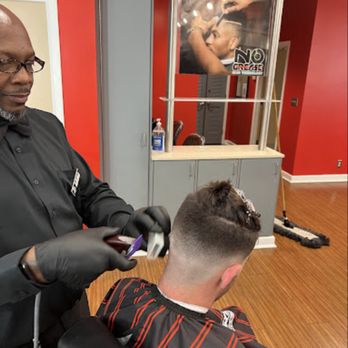 No Grease - Columbiana - Precision, patience, and perfection - Barbers Near Me - Columbia, South Carolina No Grease - Columbiana - Precision, patience, and perfection - Barbers Near Me - Columbia, South Carolina