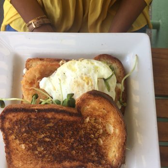 Hillside Farmacy - Fried Egg Sandwhich - New American Near Me - Austin, Texas