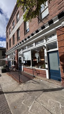 Chez Genèse by null