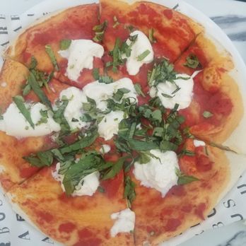 Barbusa - Burrata pizza 5/5 - Italian Near Me - San Diego, California