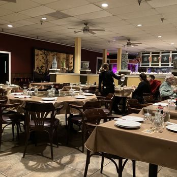 Singing Bamboo Chinese Restaurant - Inside - Dim Sum Near Me - West Palm Beach, Florida